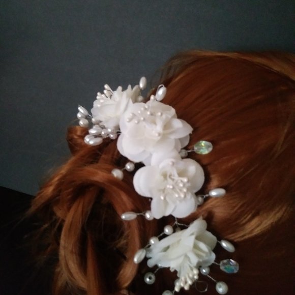 Flower and Crystal Pearl Bridal Crown / Floral Wedding Hair main image 10